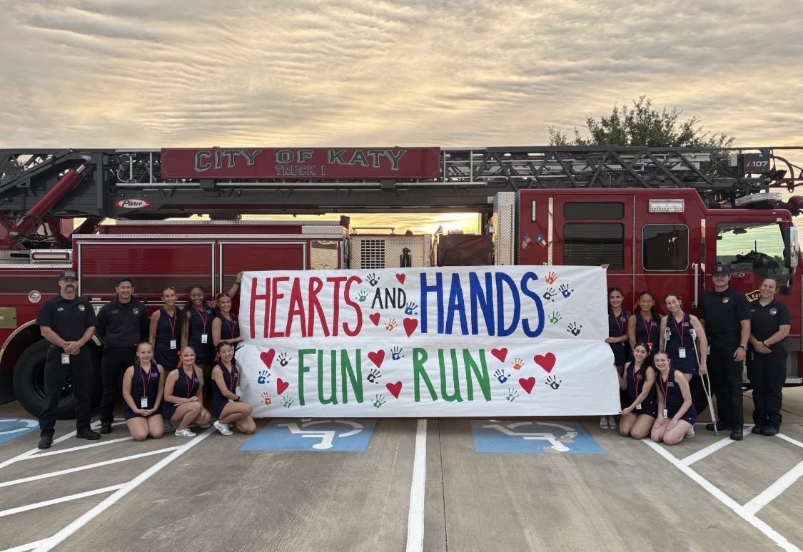Young Hearts and Hands youth volunteers serving the community
